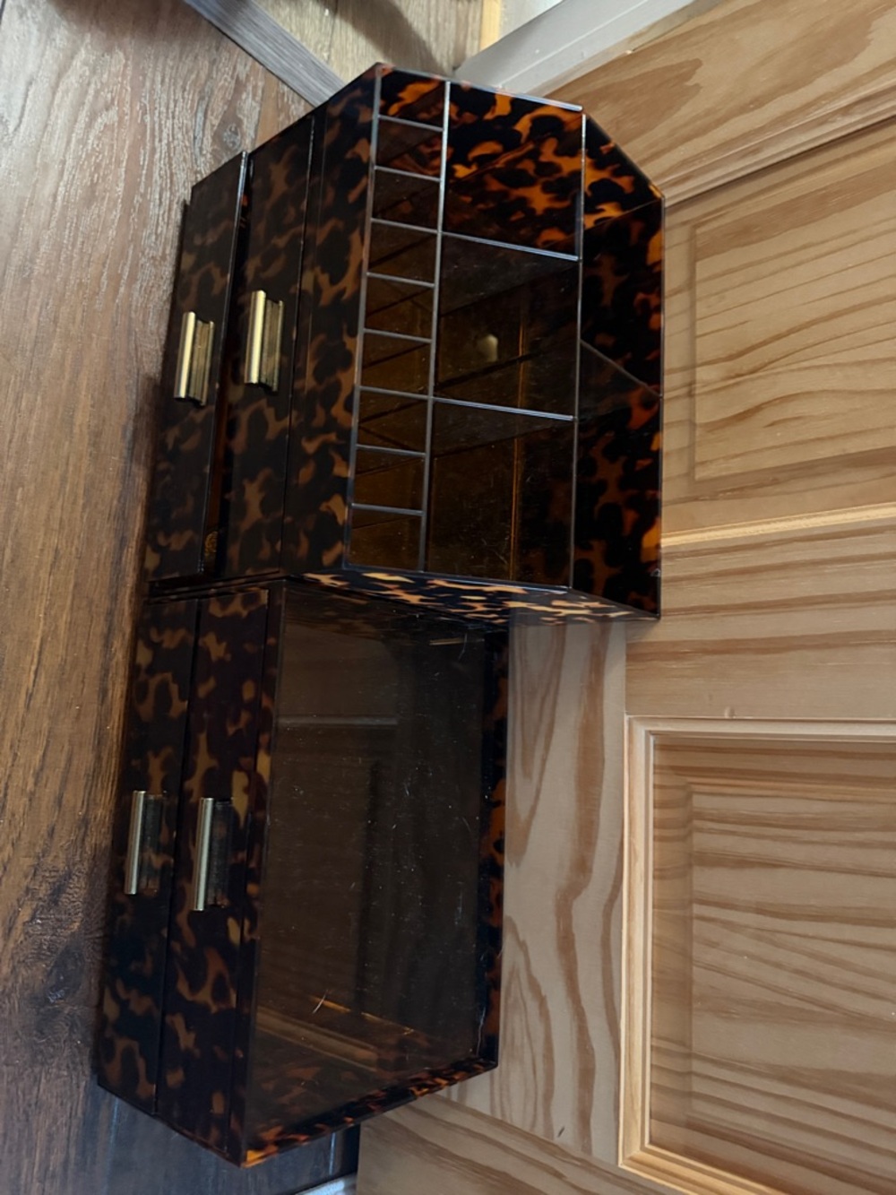 Tortoiseshell Acrylic Jewelry Organizer